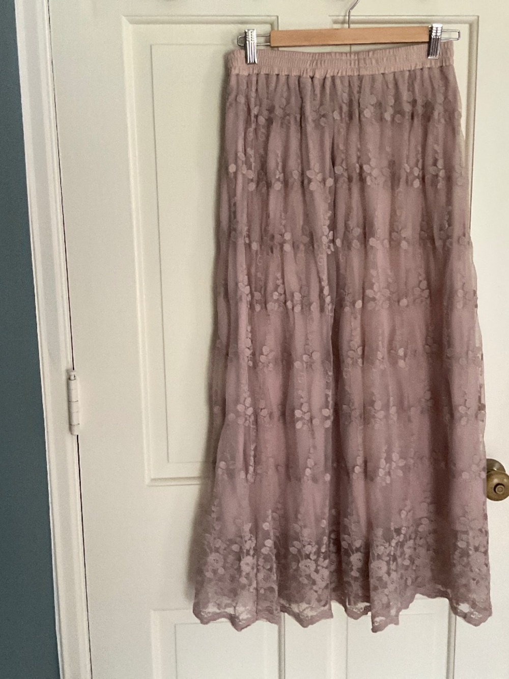 Mauve Lace Skirt